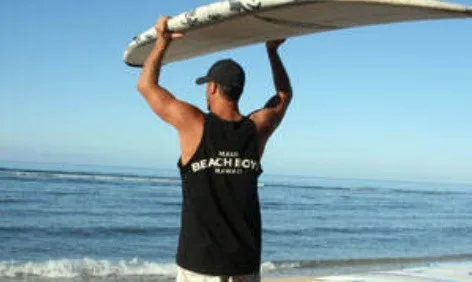 Instructor guiding group on stand-up paddleboards in Kihei