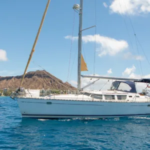 Sunshine yacht cruising near Waikiki fireworks